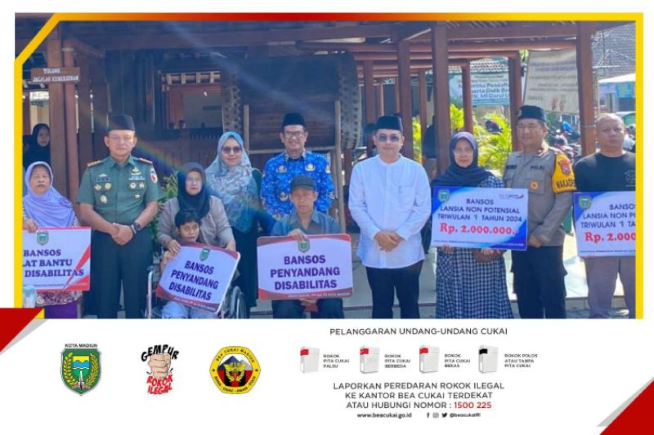 Eddy Supriyanto juga menggelar baksos dengan menyalurkan BLTD, BLT DBHCHT, bantuan air bersih, bantuan lansia non-potensial, dan bantuan bagi anak-anak stunting serta ibu hamil.