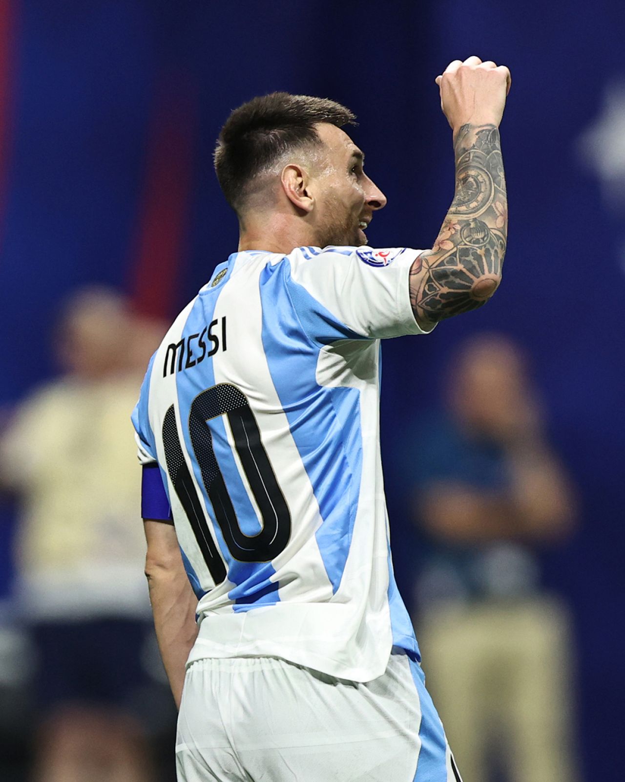 Messi selebrasi merayakan golnya. Foto:StY sport