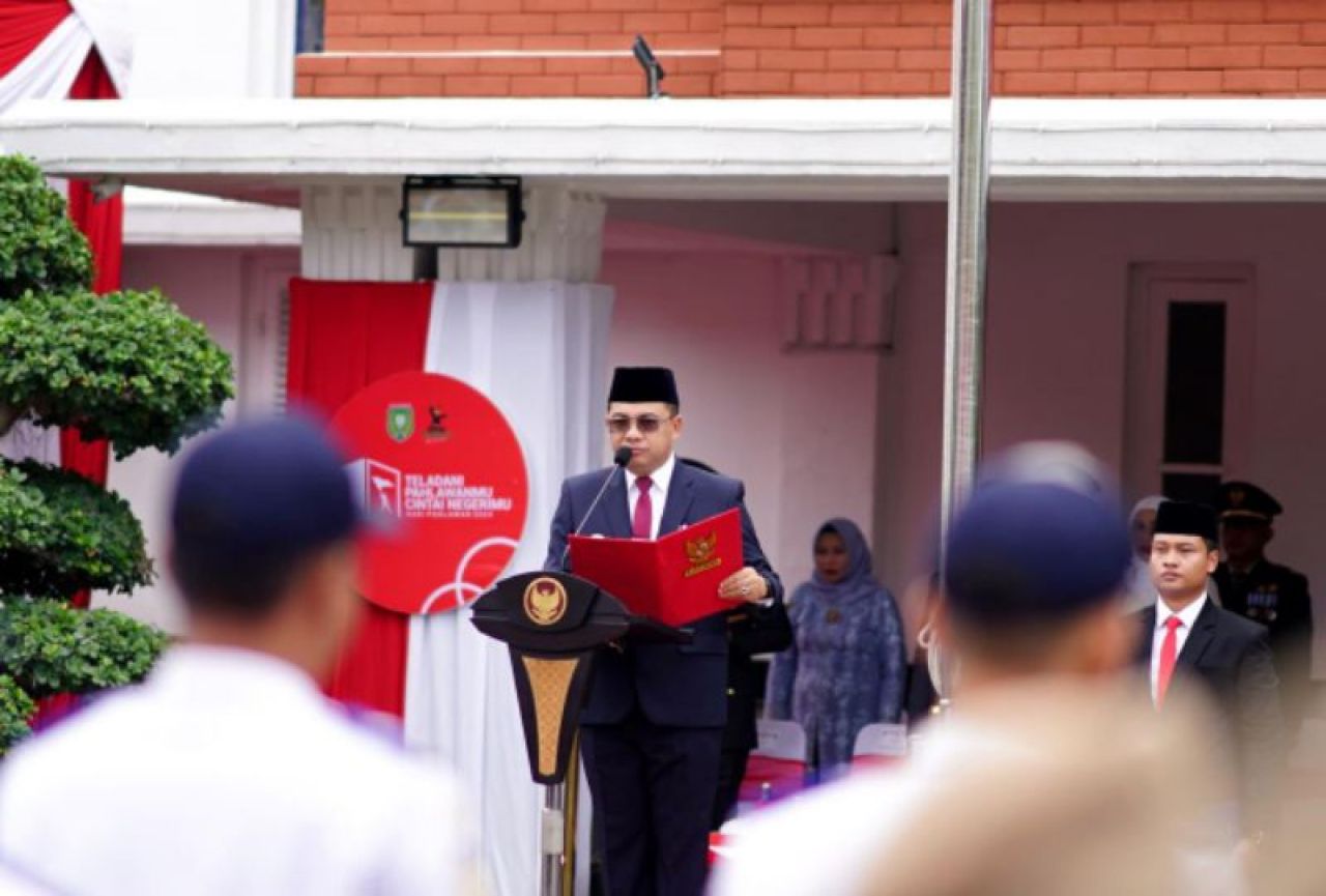 Pemkot Madiun juga menggelar upacara dalam rangka Hari Pahlawan di Balai Kota Madiun, Minggu (10/11/2024).