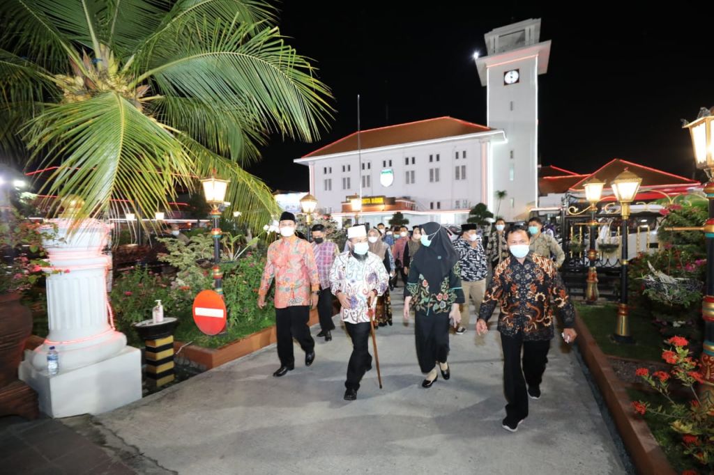 Walikota Bengkulu, Helmi Hasan bakal mengadopsi pembangunan PSC ke Kota Bengkulu.