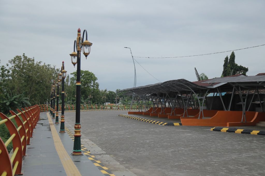 Pasar Bunga di wilayah Kecamatan Taman dibangun dengan konsep modern dan lebih strategis.