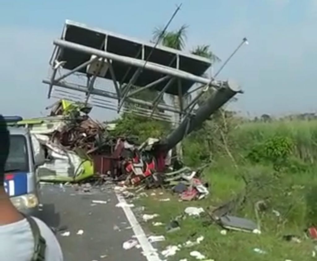 13 Warga Benowo yang Meninggal Kecelakaan di Tol Mojokerto, Pulang dari Yogyakarta