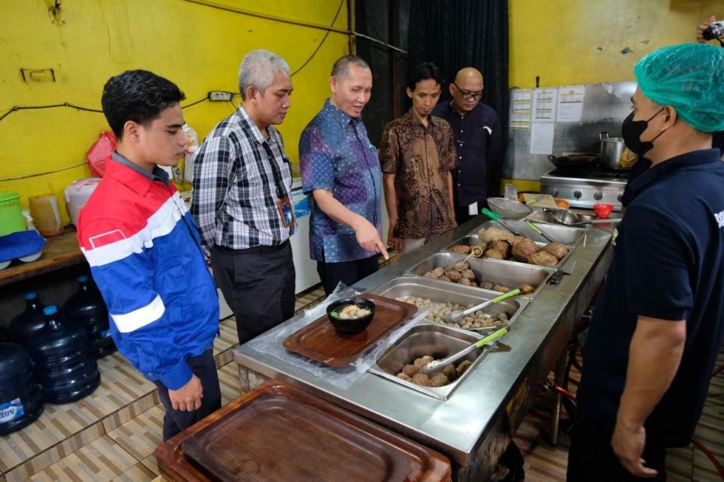 Saat ini Bakso Rusuk Joss telah memiliki dua puluh outlet yang tersebar di  berbagai wilayah Indonesia. 