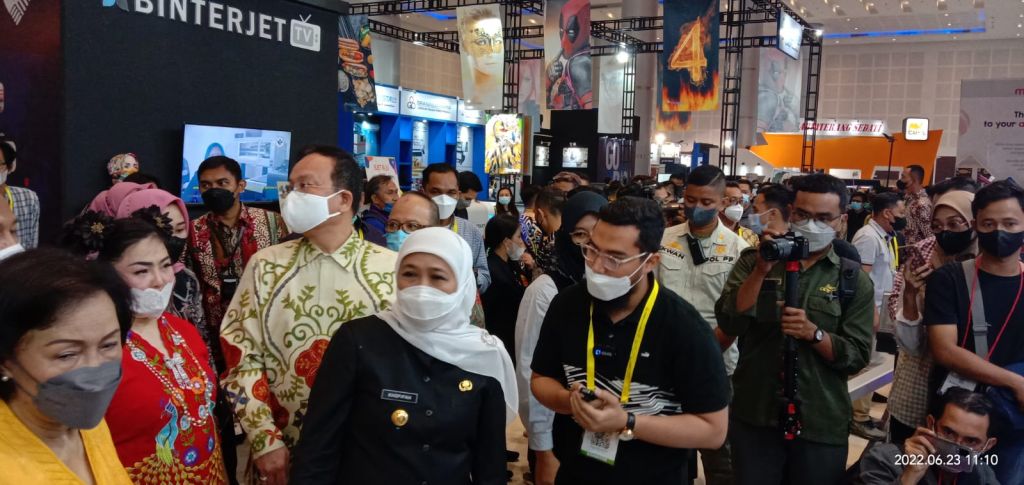 Gubernur Khofifah Resmi Buka Surabaya Printing Expo