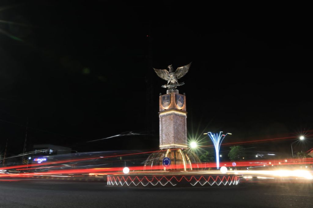 Tugu Garuda Pancasila Kota Madiun dibangun lebih megah dan ditempatkan dilokasi yang lebih strategis.