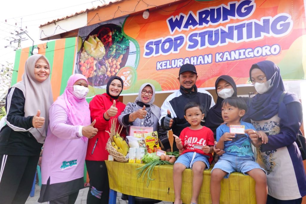 Warung stop stunting terdapat di 27 lapak UMKM yang ada disetiap kelurahan.