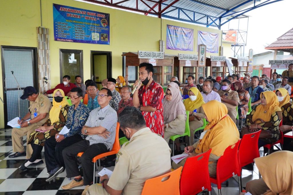 Masyarakat Kelurahan Banjarejo saat menghadiri Musrenbangkel. 