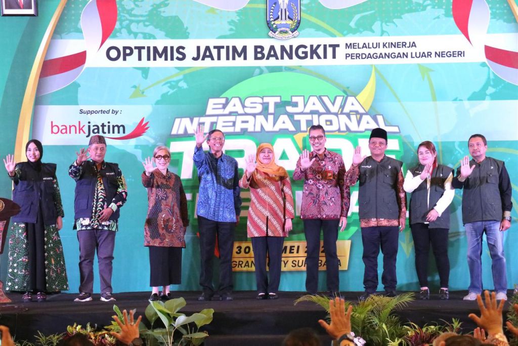 Gubernur Jawa Timur Resmikan Desa Pendulum Devisa Binaan Bank Jatim