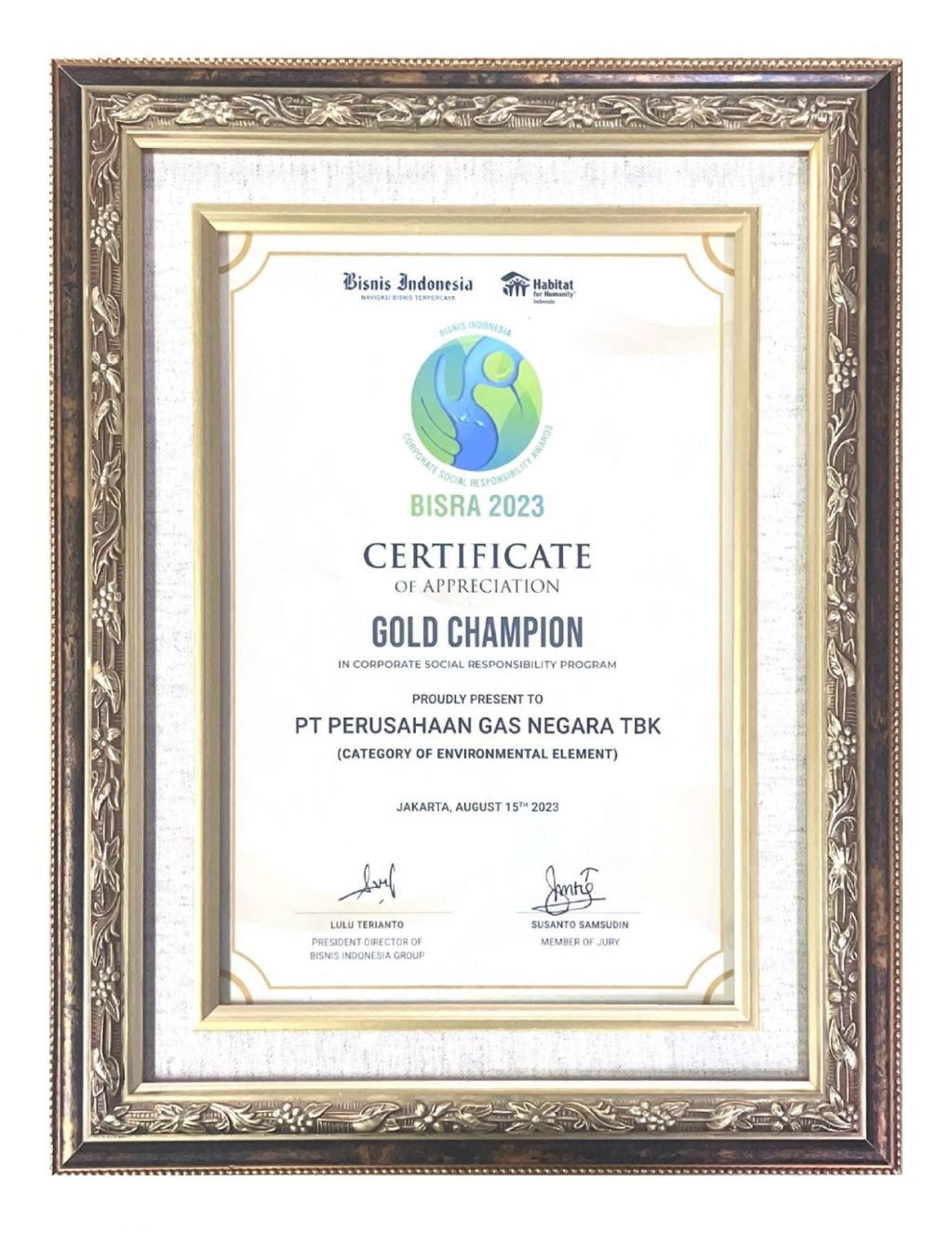 penghargaan Gold Champion in Corporate Social Responsibility Program 