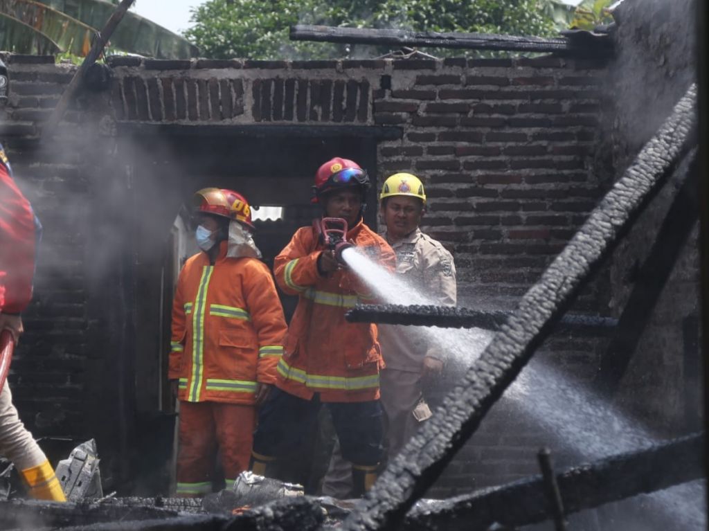 Rumah di Ki Ageng Selo Madiun Ludes Terbakar