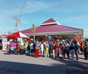 Operasi Pasar Minyak Goreng di Kota Madiun, Bikin Warga Kecewa