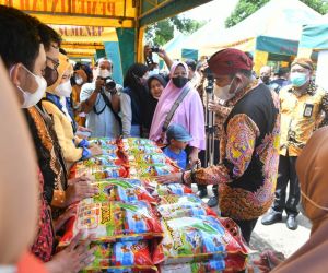 Stabilkan Harga Sembako, Pemkab Sumenep Gelar Pasar Murah di 6 Lokasi