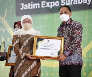 Kota Surabaya Sabet Penghargaan Peduli Ketahanan Pangan Tahun 2022