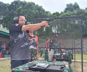 Semarakan HUT TNI Kodim 0404 Muara Enim Gelar Menembak Pistol Eksekutif