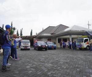 Peduli Musibah Cianjur, Wali Kota Batu Berangkatkan Bantuan Logistik dan Tagana
