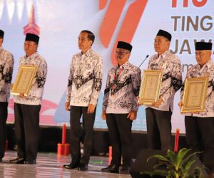 Bupati Malang Raih Penghargaan Dwija Praja Nugraha di Hadapan Presiden Jokowi