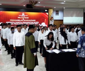 Ketua KPU Kota Batu Lantik 72 Orang Anggota PPS di Pemilu 2024