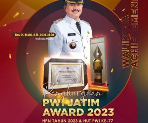 Walikota Madiun Raih Penghargaan PWI Jatim Award Tokoh Penunjang Pendidikan
