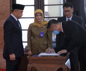 Setelah Melalui Lelang Jabatan, Tiga Kepala Perangkat Daerah di Pemkot Surabaya Dilantik