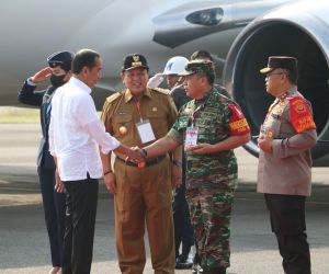 Danrem 043/Gatam Bersama Pangdam II/Swj, Sambut Presiden Jokowi