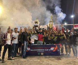 Tim Wonokarang Juarai Turnamen Bola Voli Camat Balongbendo Cup II 2023