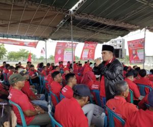 Target Menang di Lamongan, Gus Falah: Caleg PDIP Harus Kencing di Wilayahnya