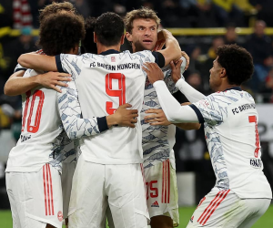 Hajar Dortmund, Munich Raih Tropi Pertama Musim Ini
