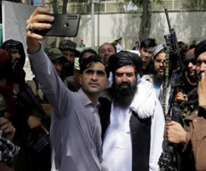 Pejuang Taliban Dilarang Selfie