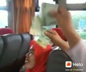 Viral Video Emak-emak Pamer Rp40.000 usai Jadi Relawan Jokowi di GBK