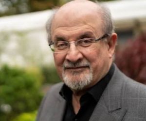 Ditikam di Atas Panggung, Salman Rushdie Terancam Buta