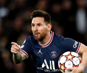 Messi Dipanggil 'Si Pengkhianat' oleh Fans PSG