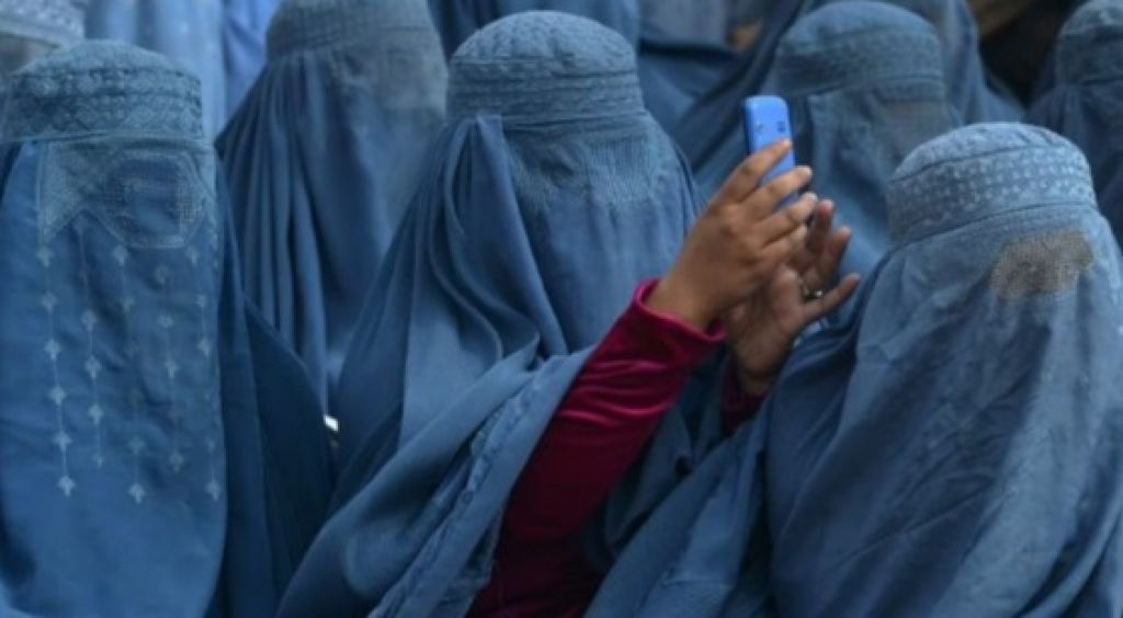 Tak cuma Burka, Taliban juga Larang Wanita Sekolah, Amerika Marah